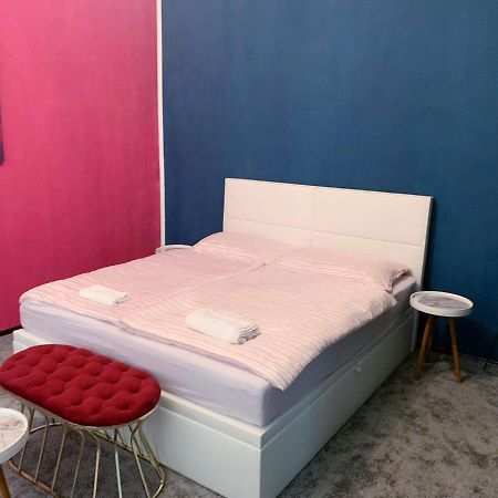 Rainbow Apartment Vienna Esterno foto