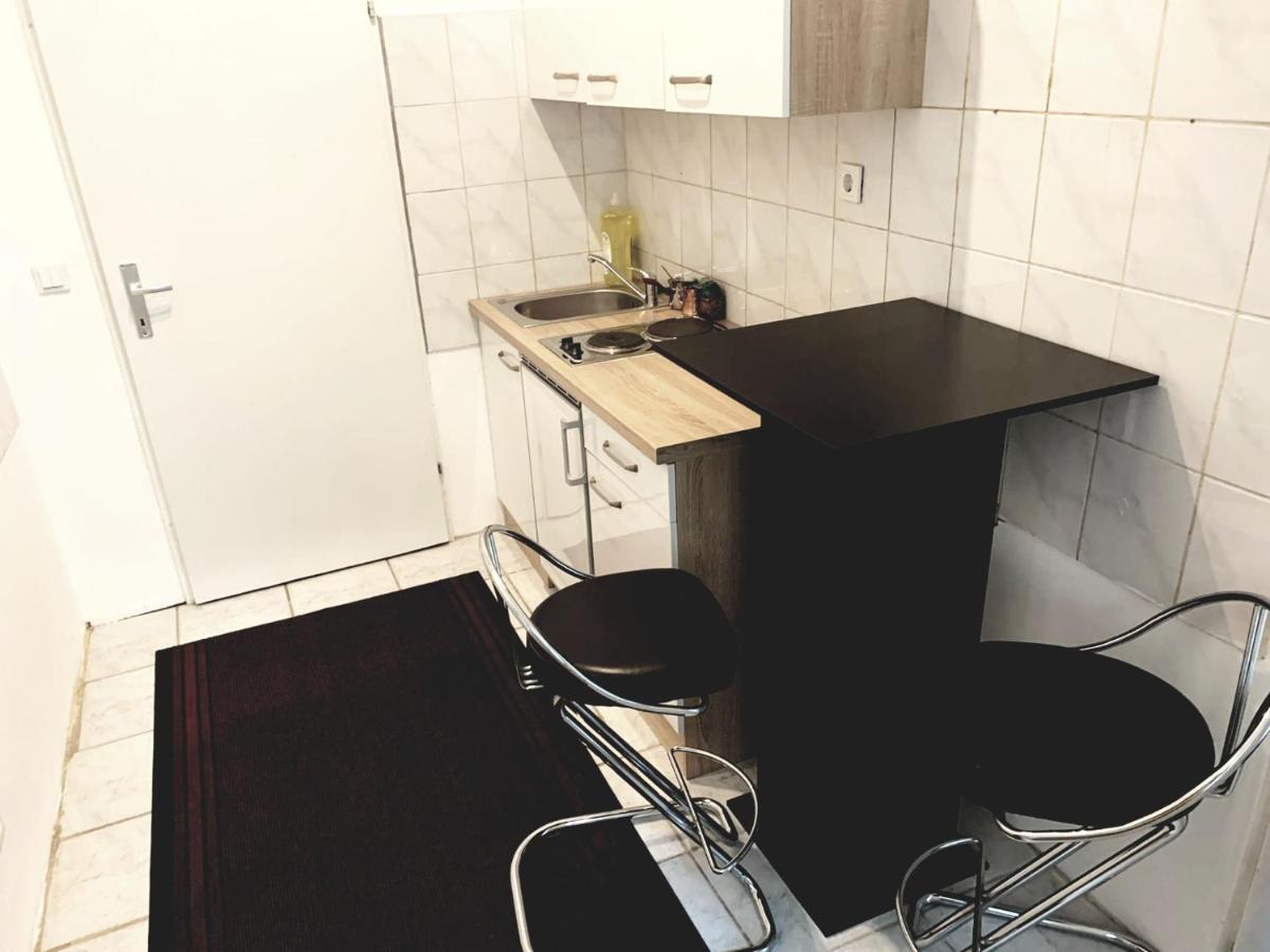 Rainbow Apartment Vienna Esterno foto